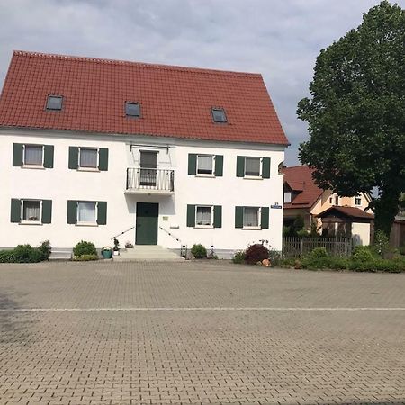 Ferienwohnung Asum Dasing Bagian luar foto