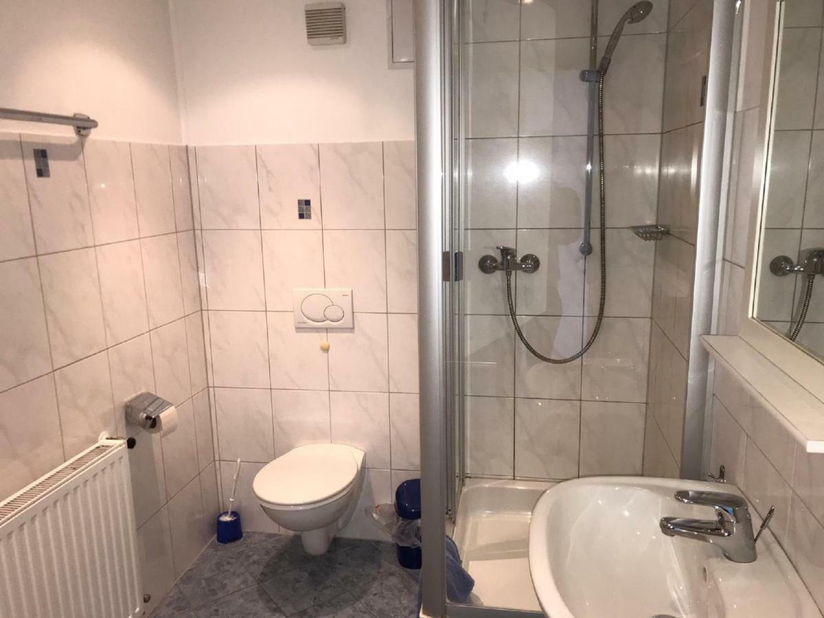 Ferienwohnung Asum Dasing Bagian luar foto
