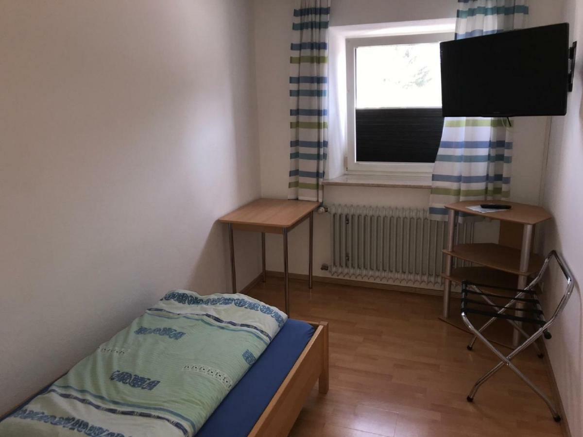 Ferienwohnung Asum Dasing Bagian luar foto