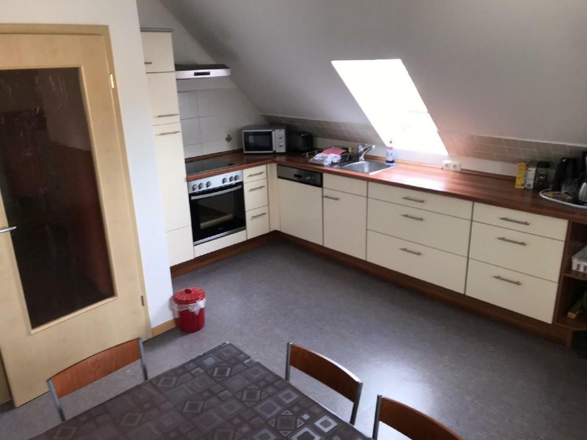Ferienwohnung Asum Dasing Bagian luar foto