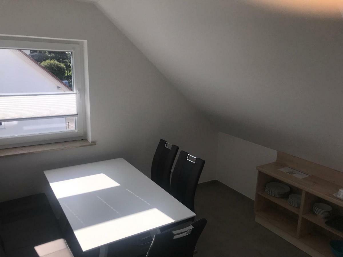 Ferienwohnung Asum Dasing Bagian luar foto